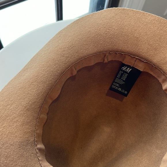 H&M Camel Colored Fedora Hat 100% Felted Wool with Vegan Leather Belt Tan Brown - Picture 7 of 16